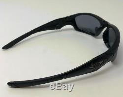 AUTHENTIC Oakley Men's Straight Jacket Sunglasses Matte Black Grey Polar 24-124