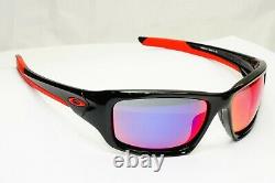 Authentic Oakley Mens Valve Sunglasses Black Red Iridium Mirror OO 9236-02