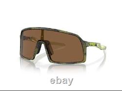 Man's Sunglasses Oakley Sutro S