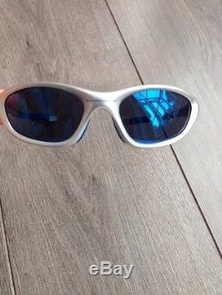 Men's Silver And Blue Oakley Sunglasses Mint Condition With Case Box & Warranty
