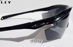 NEW OAKLEY M2 Frame Black W Grey Lens Baseball Bike Tennis Sunglass 9343-01
