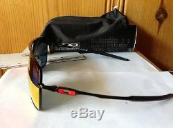 NEW Oakley Deviation Sunglasses, Polished Black / Ruby Iridium, OO4061-04