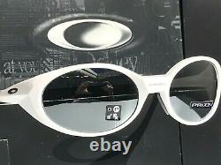 NEW Oakley EYE JACKET Polished White PRIZM Black Lens Sunglass 9438-04