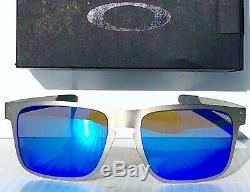 NEW Oakley HOLBROOK METAL Matte Silver w POLARIZED Galaxy Blue Sunglass oo4123
