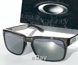NEW Oakley HOLBROOK POLARIZED Grey Smoke Clear Black Iridium Sunglass 9102