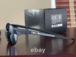 NEW Oakley Oakley Zero 0.1 Brush withBlack Iridium NEW With Box & COA