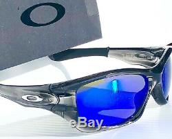 NEW Oakley PIT BULL Grey Smoke w POLARIZED Galaxy BLUE lens Sunglass