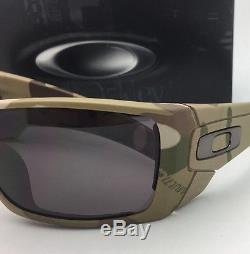 New OAKLEY Sunglasses BATWOLF OO9101-34 Multi-Cam Camo Frame with Warm Grey Lens