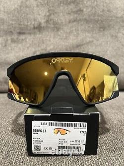 New Oakley BXTR METAL OO9237-0139 Matte Black / PRIZM 24K Sunglasses