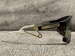 New Oakley BXTR METAL OO9237-0139 Matte Black / PRIZM 24K Sunglasses