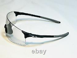 New Oakley Evzero Blades Sunglasses Photochromic Transitions Clear to Black