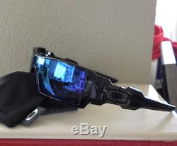 New Oakley Polarized Oil Rig Sunglasses Black Frames with Blue Lens Gunmetal O