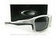 New Oakley Sunglasses Chainlink White Grey Polarized Oo9247-07 Authentic