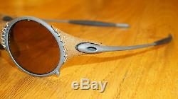 OAKLEY New Sunglasses MARS Leather/Gold Iridium 04-104 serial M009999 Jordan
