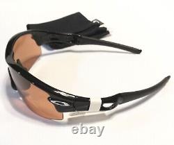 OAKLEY RADAR SUNGLASSES Polished Black Frames Silver Icons VR28 Trail Lens A19