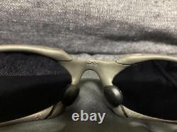 OAKLEY ROMEO With Accessories Men's Sunglasses Color Gray X-metal Oval
