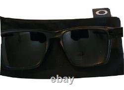 OAKLEY Sliver XL POLARIZED Sunglasses Matte Black/Grey NEW OO9341-01