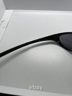 OAKLEY XX Twenty 04-283 Gen 1 Black Frame Sunglasses Fishing Outdoors READ