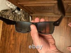 OO9189-46 Mens Oakley Two Face Polarized Sunglasses