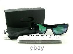 OO9239-02 Mens Oakley Crankshaft Sunglasses Black Frame Jade Iridium Lens