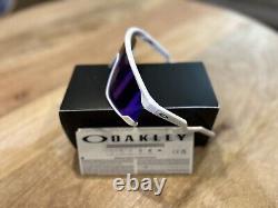 Oakley BXTR Sunglasses White Frame Prizm blue Lens