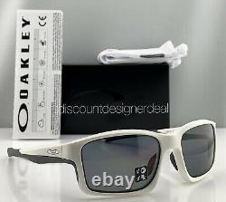 Oakley Chainlink Sunglasses OO9247-07 Matte White Frame Gray Polarized Lens 57mm