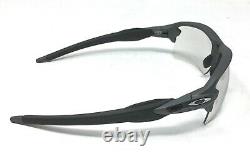 Oakley Flak 2.0 XL Photochromic Clear Lens Men's Sunglasses OO9188-16