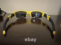 Oakley Flak Jacket Men's Sunglasses Michigan wolverines NEW Authentic