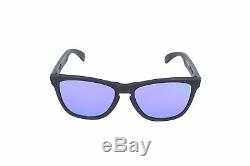 Oakley Frogskins Sunglasses Matte Black / Violet Iridium 55mm