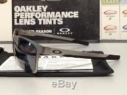 Oakley Holbrook Metal Satin Chrome with Prizm Black Polarized SKU# 4123-09 NEW