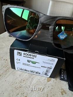 Oakley Holbrook POLARIZED Sunglasses OO9102-J855 Woodgrain /PRIZM Shallow Water