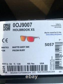 Oakley Holbrook Xs Matte Grey Ink Prizm Ruby Iridium Ooj9007-03