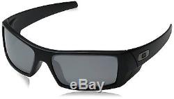 Oakley Men's GasCan Sunglasses, Matte Black Frame/Grey Lens, One Size