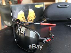 Oakley Men's Polarized Ferrari OO6020-07 Black Rectangle Sunglasses