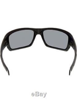 Oakley Men's Polarized Turbine OO9263-07 Black Wrap Sunglasses