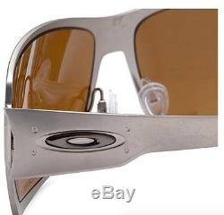 Oakley Men's Spike Titanium Iridium Sunglasses, Titanium Frame/Titanium Lens