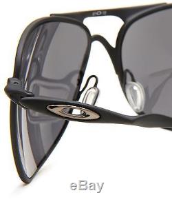 Oakley Men's Sunglasses Crosshair Iridium Oval NEW