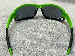 Oakley OO9089 Jawbone Green Frog Collector Sunglasses with Extra Lenses Complete