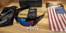 Oakley OO9101 Sunglasses Men Black Rectangle 27mm New 100% Authentic