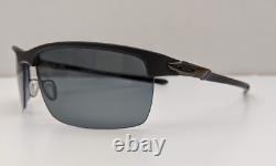 Oakley OO9174-01 Carbon Blade Sunglasses 66/10 121 /KAO349