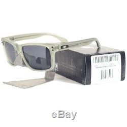 Oakley OO 2048-05 HOLBROOK LX Satin Olive Frame Grey Lens Mens Sports Sunglasses