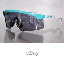 Oakley OO 9140-11 RAZOR BLADES Seafoam Grey Heritage Collection Mens Sunglasses