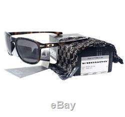 Oakley OO 9223-02 Enduro Shaun White Brown Tortoise with Warm Grey Mens Sunglasses