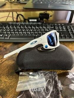 Oakley Split Jacket Sunglasses OO9099-03 Polished White Light Gray Ice Iridium