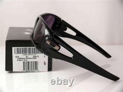 Oakley Sunglasses Crankcase 009165-01 Black Frame Warm Grey Lenses New Very Rare