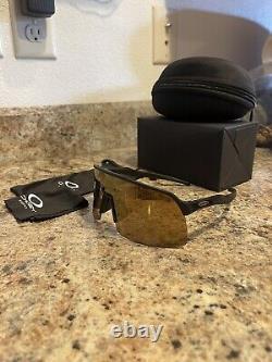 Oakley Sutro Lite Sunglasses with Matte Carbon Frame and Prizm 24K