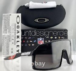 Oakley Sutro Sunglasses OO9406-35 Matte Black Silver Mirror Prizm Chicago Bears