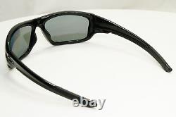 Oakley Valve Polarised Sunglasses Black Deep Blue Mirror Wrap OO 9236 12
