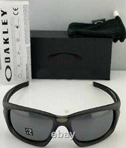 Oakley Valve Sunglasses OO9236-06 Matte Gray Smoke Iridium Polarized 60mm