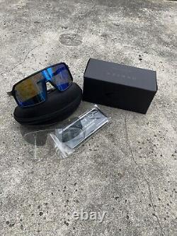 Oakley sunglasses sutro lite